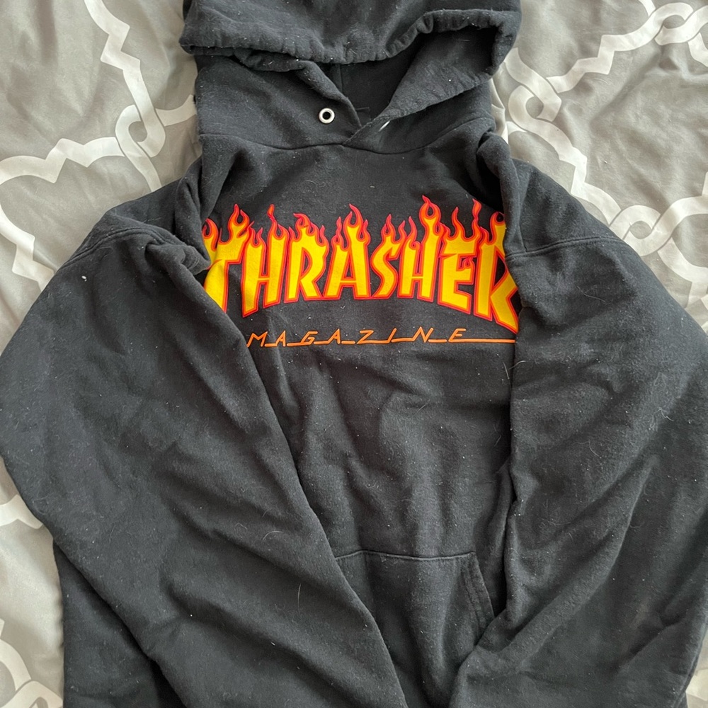 thrasher flame logo black hoodie